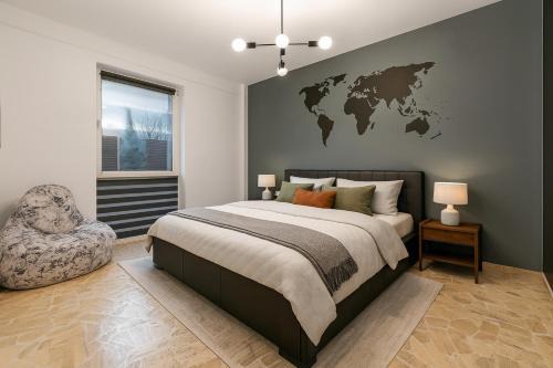 Cluj County Appartement | August Getaway Spacious 2-Bedroom Sleeps 5 Free Parking