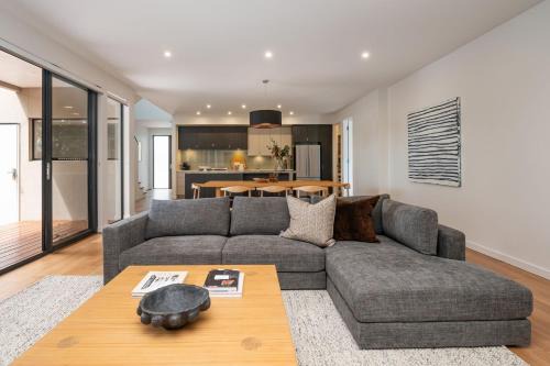 Highett Maison | Aura Family Home by the Bay