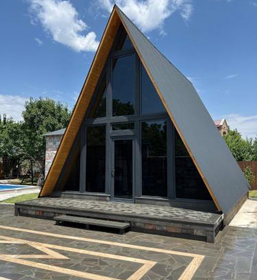 Oshakan Maison | Aura Guesthouse