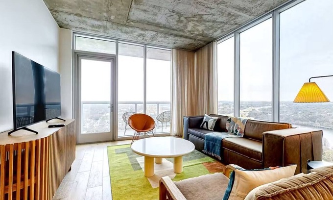 East Cesar Chavez Copropriété | Austin Downtown Condo - 1BR Lakeview 23rd-floor