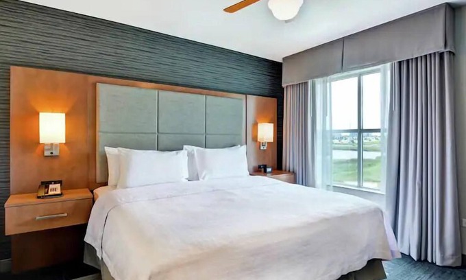 McNeil Maison | Austin Resort Hideaway:Pet-friendly,4 Modern Units,Near Creekmont West Park