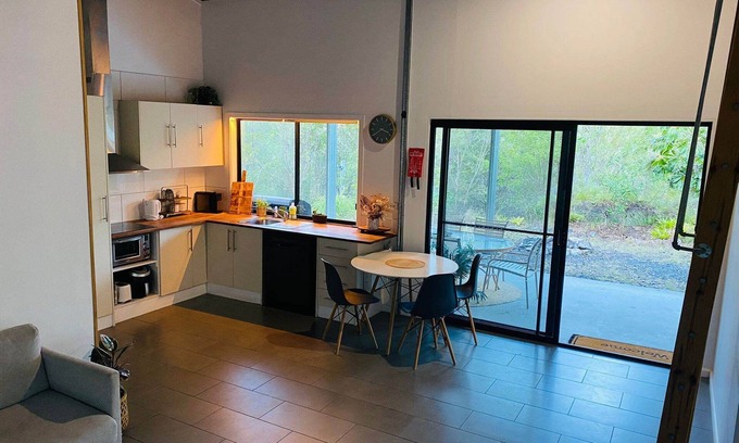 Neranwood Chalet De Ski | Austinville Hinterland Chalet