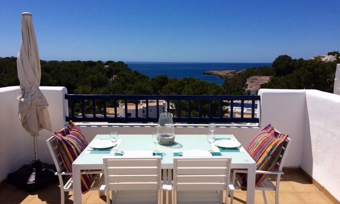 Cala Comte Appartement | Authentic Mediterranean penthouse with sea view and private pool