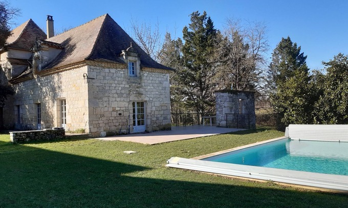 Sainte-Sabine-Born Maison | Authentic Périgord estate