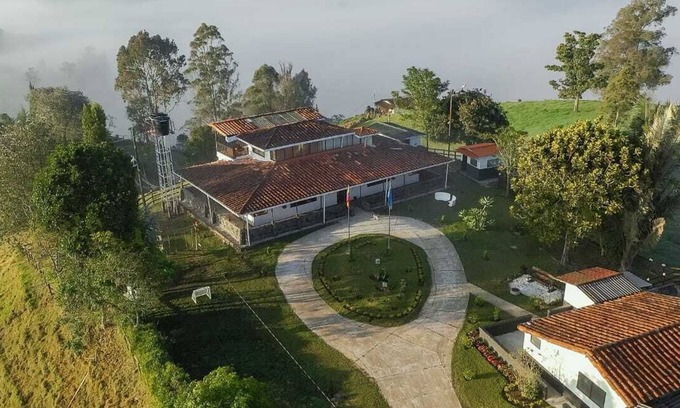 Entrerrios Maison | Authentic Colombian Finca away from the cities - Calm - Peace - Adventure