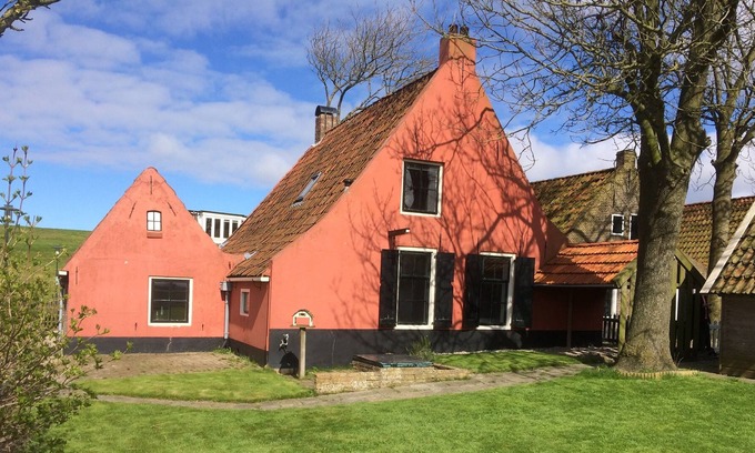 Paesens-Moddergat Cottage | Maison de pêcheurs, monument historique près de la mer