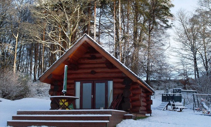 Wing Cabine | Authentique cabane en rondins, avec droits de pêche sur la rivière Lyne