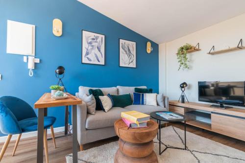 Barrio de La Latina Appartement | Authentic Madrid Experience -Plaza Mayor 7min walk - Spectacular view - Champagne