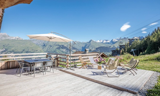 Arc-1600 Chalet De Ski | Chalet de Julie rénové sur les pistes 5 min à pied Arc 1600 4 ch 3 sdb 12pers