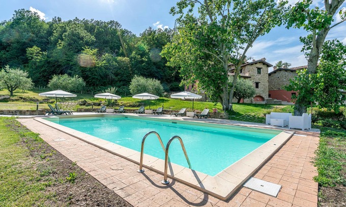 Camerino Maison | Authentic residence in the middle of nature with pool.
