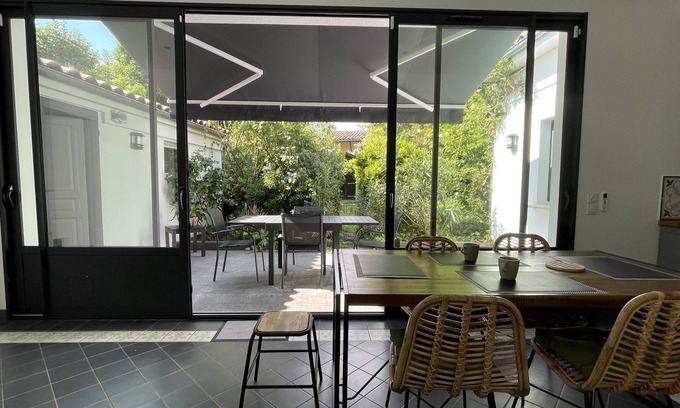 Bordeaux Sud Maison | Authentique Maison Bordelaise , 6 pièces avec jardin, quartier Sacré Coeur