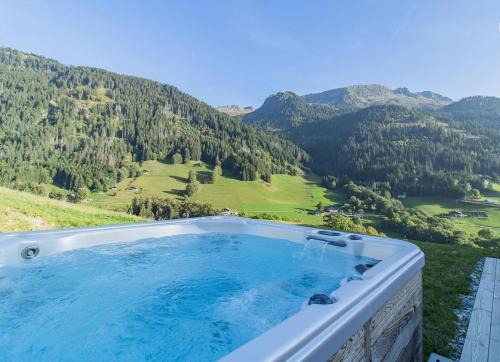 Hauteluce Maison | Aux fermes de la Croix, Maison d'hôtes, Spa
