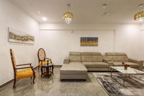 D Costa Layout Appartement | Avalon Apartment 302 Nr MG Road 3BHK AC