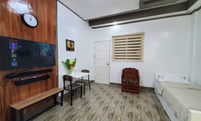 Tayug Appartement | Ave Homes (A1)-Studio Apt. w/ PRKG, Netflix, Wi-Fi