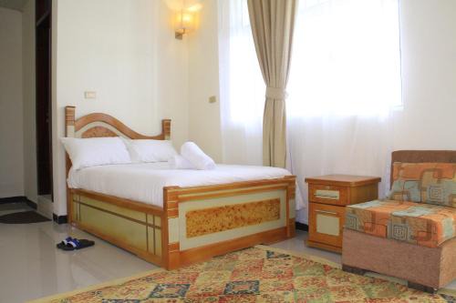 Nifas Silk-Lafto Maison | Avi Guest House