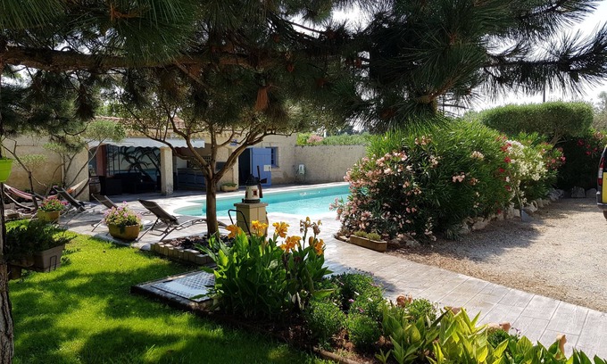 Sorgues Villa | AVIGNON, villa individuelle de 110m2 avec piscine privée, terrain de boule..