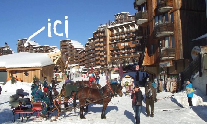 Avoriaz Appartement | AVORIAZ, PLEIN CENTRE, ETE 2024 , VIDEO PROJECTEUR