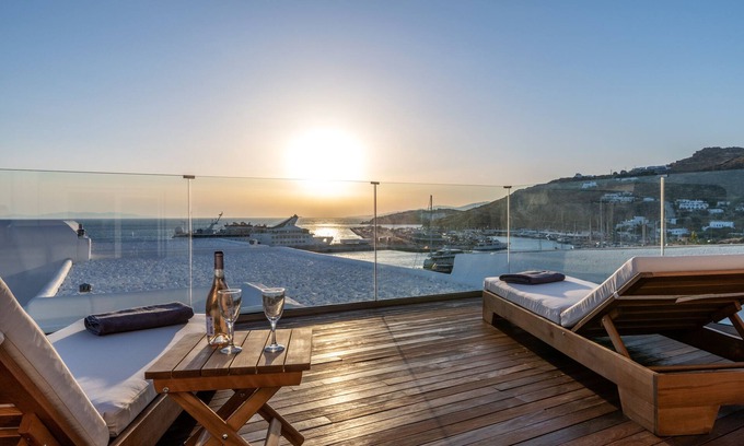 Tourlos Hôtel | Avra Mykonos