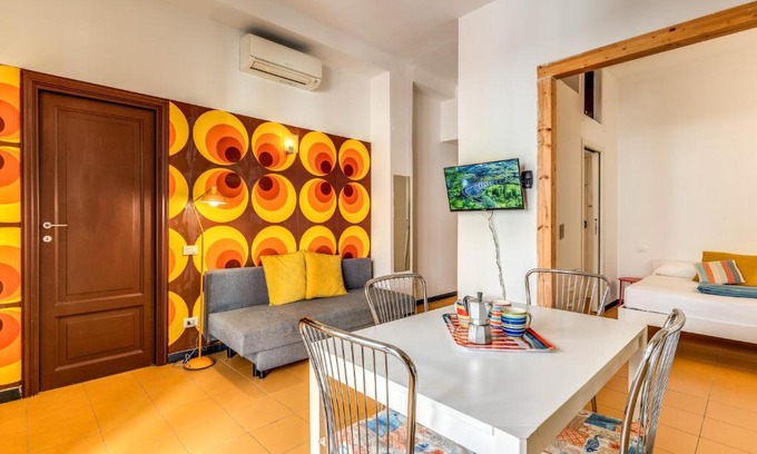 La Spezia Historic Centre Appartement | AwesHomeItaly - Cinque Terre Colors Studio