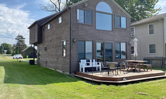 Bridgeport Maison | Location de maison génial 3 Bdrm Oneida Lake - Waterfront Retreat