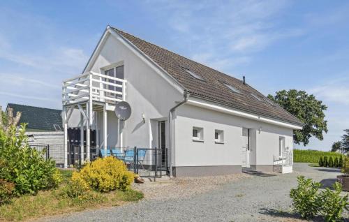 Ahrenshagen-Daskow Appartement | Awesome Apartment In Ahrenshagen-Daskow
