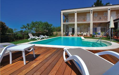 Izola Appartement | Awesome Apartment In Izola With Wifi