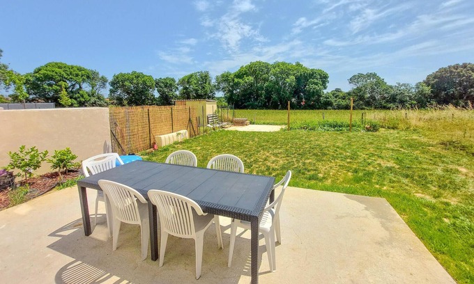 Saint-Vincent-sur-Jard Maison | Awesome home in Saint Vincent sur Jard