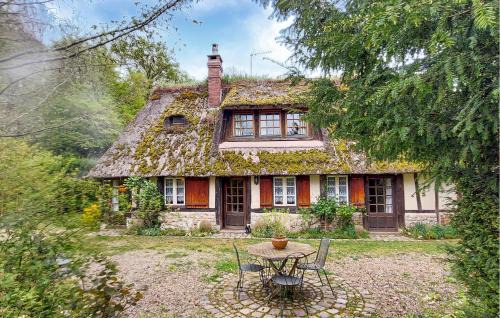 Sainte-Opportune-la-Mare Maison | Awesome Home In Sainte-Opportune La Ma