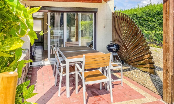 Criquetot-lʼEsneval Maison | Awesome home in Criquetot-l'Esneval