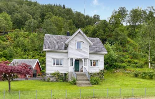 Aheim Maison | Awesome Home In Åheim With Wifi