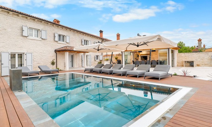 Gajana Maison | Awesome home in Gajana