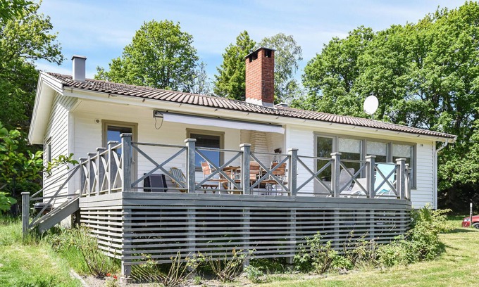 Apelgarden Maison | Belle maison à Hjälteby avec WiFi