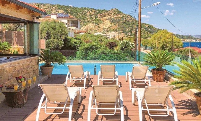 Egira Maison | Superbe maison à Petalou, Corinthe