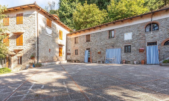 Saturnana Maison | Superbe maison à Villa di Piteccio