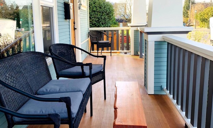 Alberta Arts District Maison | Awesome location, Lovely 5BR Alberta Arts District