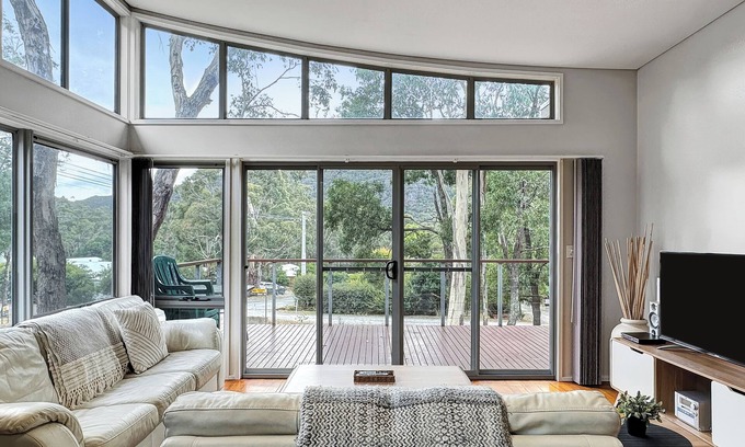 Halls Gap Maison | Aztec Escape - Maison moderne de 2 chambres à coucher à Halls Gap avec feu de bois