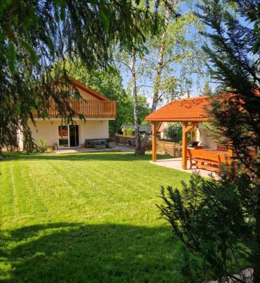 Bank Maison | Bánki Vendégház