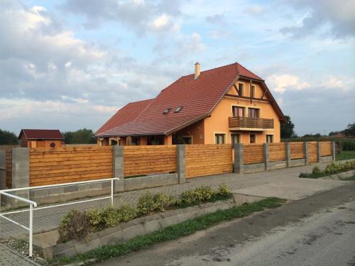 Nagybajom Maison | Bíbic Vendégházak