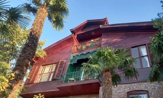 Adalar Appartement | Büyükada’da Deniz Manzaralı Köşk