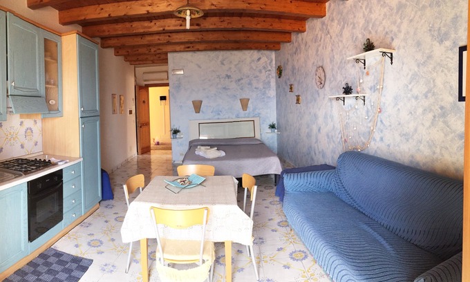 Scilla Lit Et Petit-Déjeuner | B&B Casa Vela - Luna Studio avec balcon vue mer