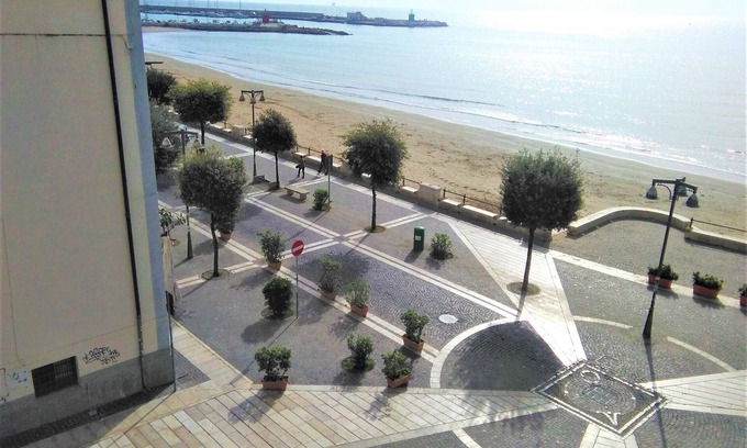 Crotone Maison | B&B "Déjà Vu" La Giara