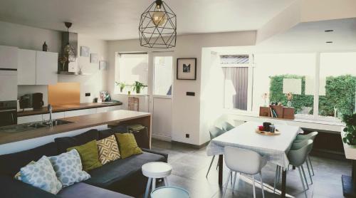Poperinge Maison | B&B De Stille grens, sfeervol vakantiehuis dichtbij bos en rust
