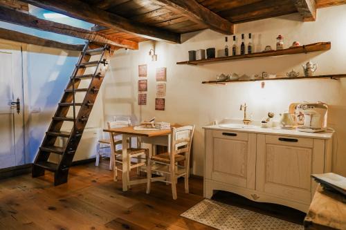 Fonni Lit Et Petit-Déjeuner | B&B e Home Restaurant S'ispera Monolocale uso esclusivo