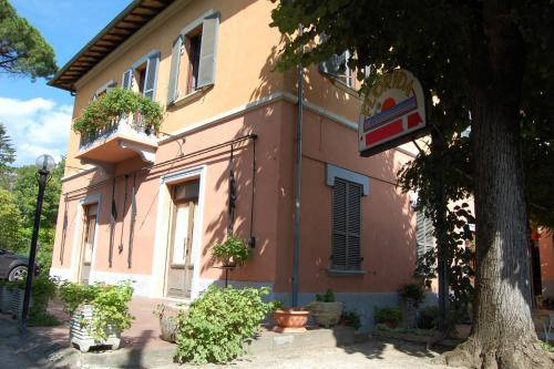Passignano sul Trasimeno Lit Et Petit-Déjeuner | B&B Florida House