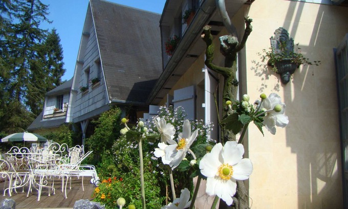 Saint-Jean-aux-Bois Maison | B&B Jardin de Saint Jean