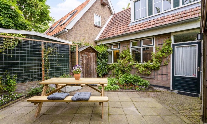 Hoofddorp Maison | B&B Hendricus