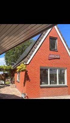 Municipality of Emmen Lit Et Petit-Déjeuner | B&B Het Kleine Huisje met Hottub