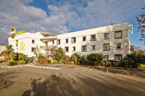 Saint-Herblain Hôtel | B&B HOTEL Nantes Atlantis Le Zenith