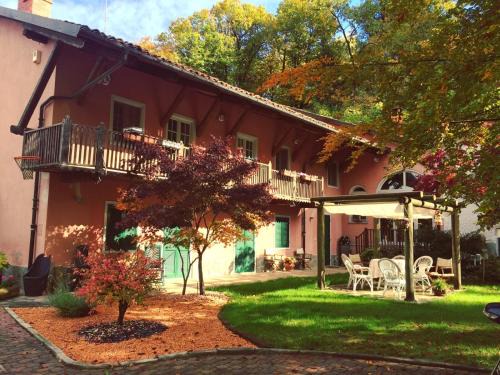 Manta Lit Et Petit-Déjeuner | B&B Il Castello del Ghiro RENT E-BIKE