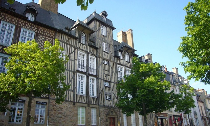 Combourg Hôtel | Bed and Breakfast B&B - Combourg, Bretaña - corazón turístico de St Malo-Dinan-MSM
